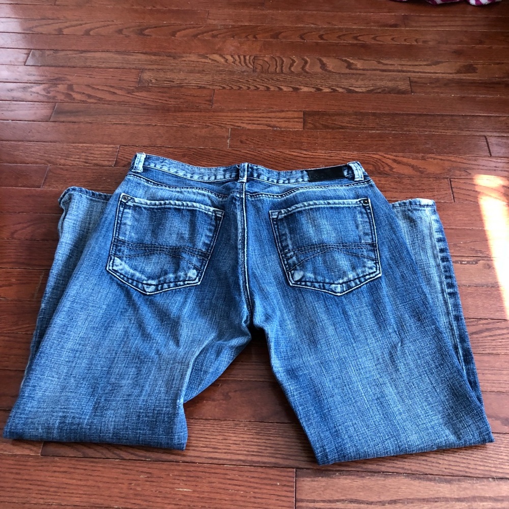 Men’s Express - Picture 4 of 5